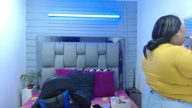 evelin zaens online show from March 7, 3:58 am