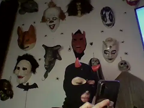 Snapshot of FeticheMacabre chatting on March 16, 2:43 am FeticheMacabre online show from March 16, 2:43 am