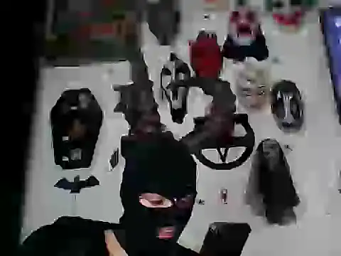 Snapshot of FeticheMacabre chatting on September 26, 8:24 pm FeticheMacabre online show from September 26, 8:24 pm