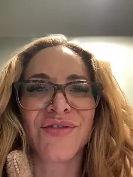 MessyNastyQueen online show from December 16, 9:41 pm