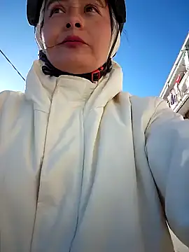 bellapaty online show from December 23, 1:45 pm