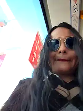 bellapaty online show from December 24, 2:12 pm