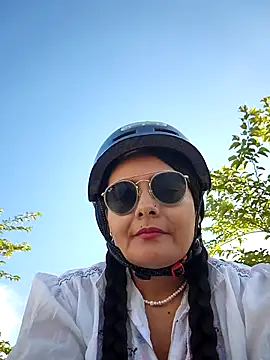 bellapaty online show from July 13, 7:00 am