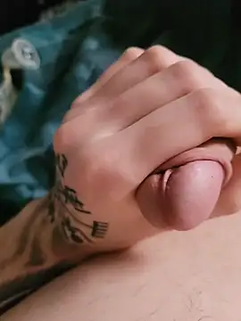 SexyGoldBoy22 online show from February 18, 8:32 am