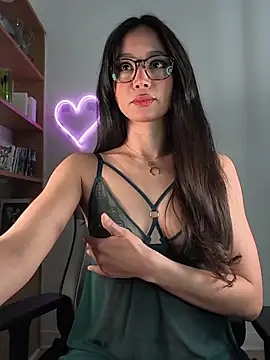 Naughty-Jessie online show from March 4, 9:21 pm