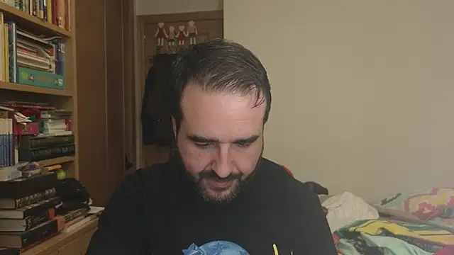 curiosillo83 online show from December 16, 3:39 pm