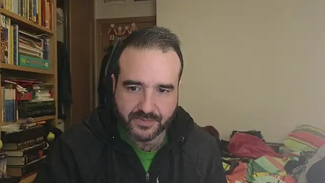 curiosillo83 online show from January 6, 4:32 pm