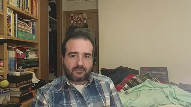 curiosillo83 online show from February 21, 5:58 pm