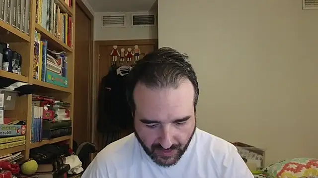 Snapshot of curiosillo83 chatting on June 9, 4:07 pm curiosillo83 online show from June 9, 4:07 pm