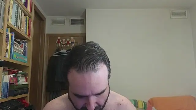 Snapshot of curiosillo83 chatting on June 16, 11:02 am curiosillo83 online show from June 16, 11:02 am