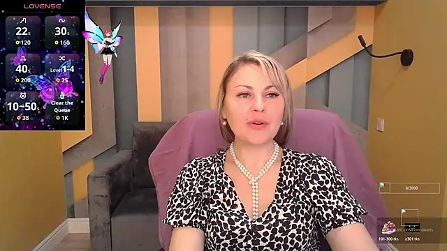 Snapshot of Candy_Long chatting on November 3, 6:36 am Candy Long online show from November 3, 6:36 am