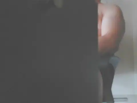 Naked Man  online show from February 3, 5:05 am