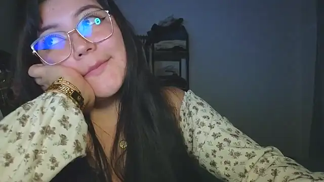 Sakura 0505 online show from March 6, 12:40 am