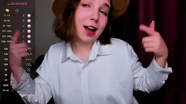 KindHazelHere  online show from February 27, 2:21 pm