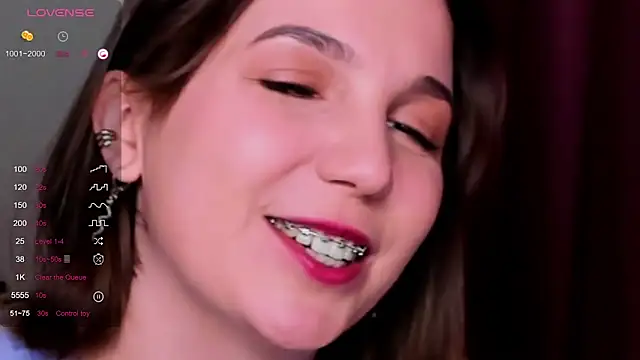 KindHazelHere  online show from February 27, 8:31 pm