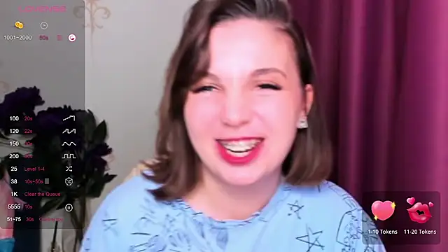 KindHazelHere  online show from March 7, 10:43 pm