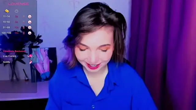 KindHazelHere  online show from October 28, 8:40 am