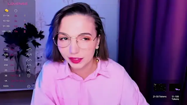 KindHazelHere  online show from November 7, 8:14 am