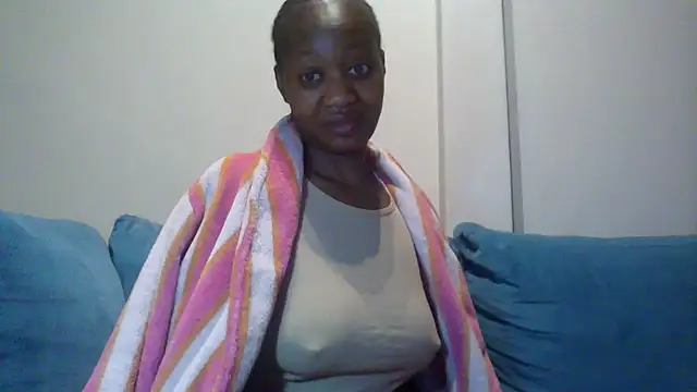 Snapshot of Hardnipples8 chatting on June 8, 11:16 pm Hardnipples8 online show from June 8, 11:16 pm