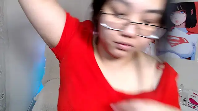 Snapshot of Moertomlly chatting on February 20, 3:12 am Moertomlly online show from February 20, 3:12 am