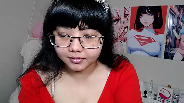 Snapshot of Moertomlly chatting on March 7, 3:19 am Moertomlly online show from March 7, 3:19 am