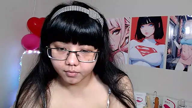 Snapshot of Moertomlly chatting on March 17, 3:03 am Moertomlly online show from March 17, 3:03 am