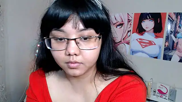 Snapshot of Moertomlly chatting on March 21, 9:45 am Moertomlly online show from March 21, 9:45 am