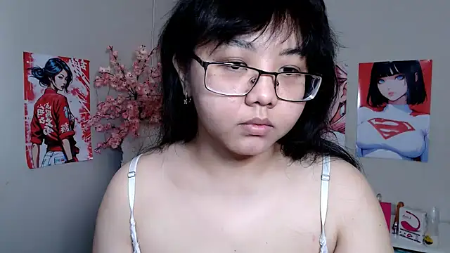 Snapshot of Moertomlly chatting on September 14, 4:11 am Moertomlly online show from September 14, 4:11 am