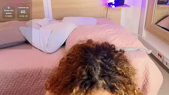  nickypurple  online show from October 23, 7:12 pm