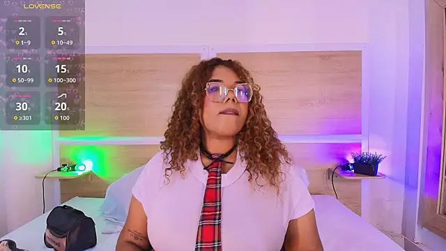  nickypurple  online show from February 19, 7:21 pm