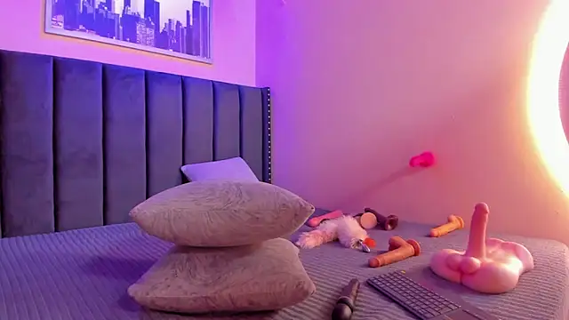 ashlye miller  online show from January 12, 10:12 am