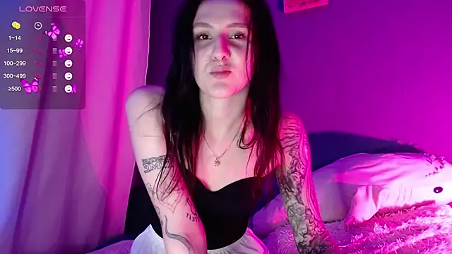 NiaEllis online show from October 10, 5:56 pm