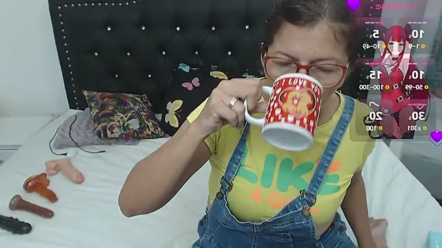 jellyfishhot online show from March 21, 12:07 am