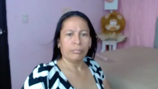 mature martina online show from October 14, 9:15 pm