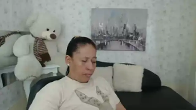 Snapshot of mature_martina chatting on April 28, 8:58 pm mature martina online show from April 28, 8:58 pm