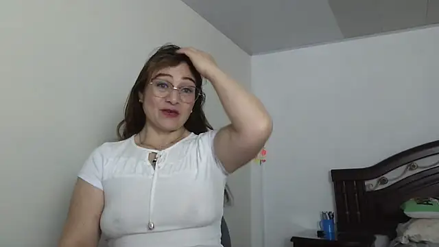 Snapshot of ruby-milf1 chatting on January 18, 2:23 pm ruby-milf1 online show from January 18, 2:23 pm