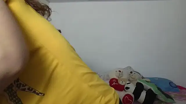 Snapshot of ruby-milf1 chatting on March 6, 9:09 pm ruby-milf1 online show from March 6, 9:09 pm