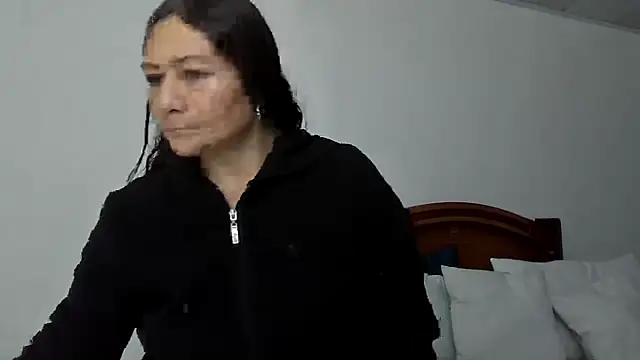 Snapshot of ruby-milf1 chatting on October 10, 11:04 pm ruby-milf1 online show from October 10, 11:04 pm