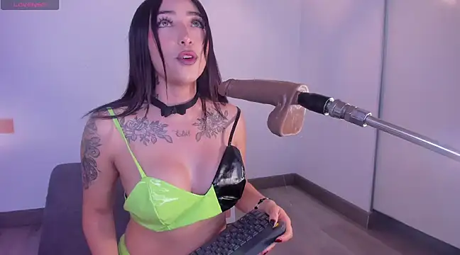 Snapshot of isa_red_hair chatting on January 12, 3:07 am isa red hair online show from January 12, 3:07 am