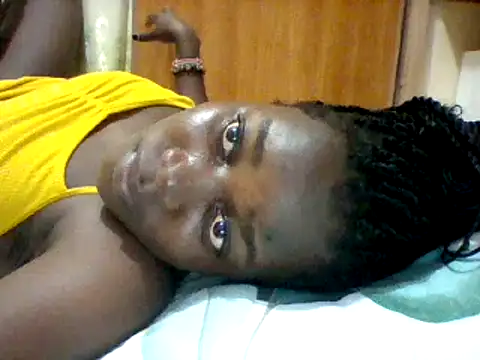 Snapshot of Alessandrajenna chatting on February 12, 10:59 pm Alessandrajenna online show from February 12, 10:59 pm