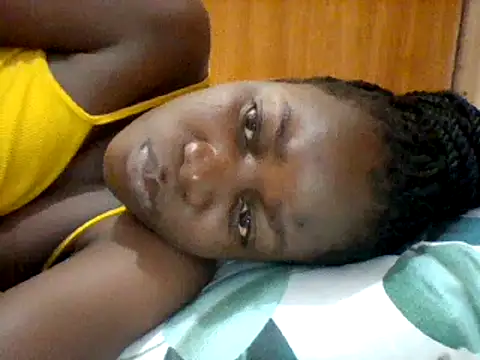 Snapshot of Alessandrajenna chatting on February 15, 9:05 am Alessandrajenna online show from February 15, 9:05 am