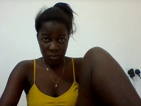 Snapshot of Alessandrajenna chatting on February 4, 5:46 am Alessandrajenna online show from February 4, 5:46 am