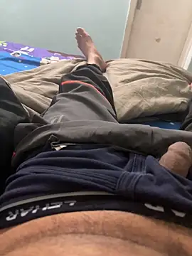 yourheroforfun online show from February 28, 7:15 pm