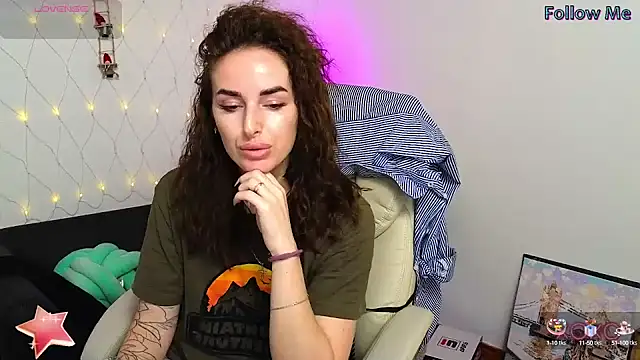 xx adrihanna xx online show from January 31, 6:13 am