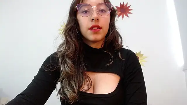 Snapshot of kute_Aliz chatting on December 9, 8:44 pm kute Aliz online show from December 9, 8:44 pm