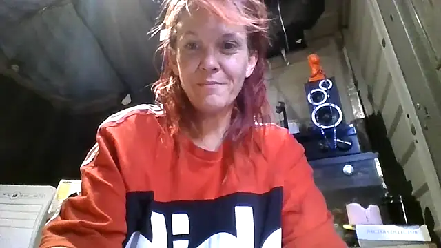 spundarella420 online show from November 17, 4:57 pm