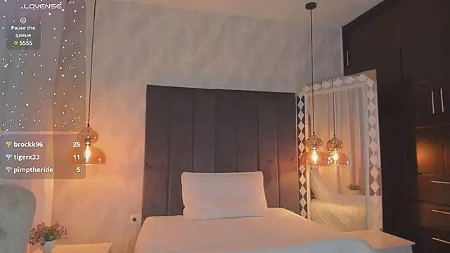 kataliina   online show from January 5, 3:02 pm