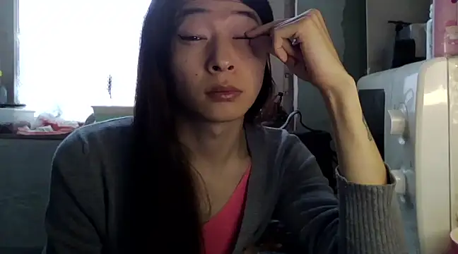 CarlyJoy online show from March 8, 8:00 am