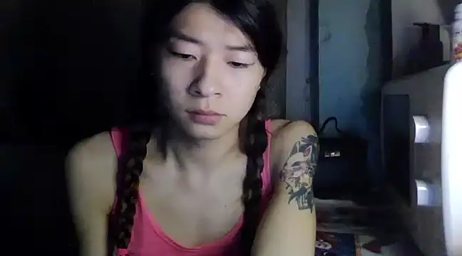 CarlyJoy online show from March 10, 5:39 pm