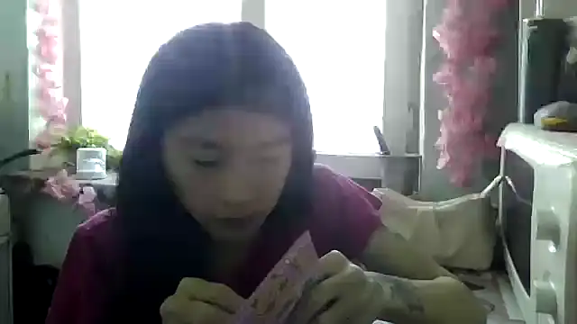 CarlyJoy online show from October 13, 11:10 am